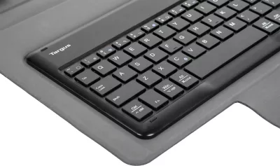 Mbështjellës me tastierë Bluetooth Targus Pro Tek Universal, gjermanisht, 9-10.5 inç, i zi