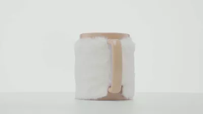 Filxhan Pyramid Harry Potter Hedwig Fuzzy, 440 ml, me mbulesë të butë të heqshme, i bardhë/ari