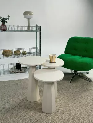 Set tavolinash anësore Skye Decor, Lilyum (57 + 52 + 47), krem