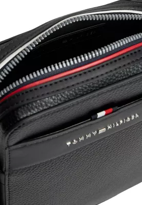 Çantë crossbody Tommy Hilfiger TH Central Mini Reporter AM0AM14698 për meshkuj, e zezë