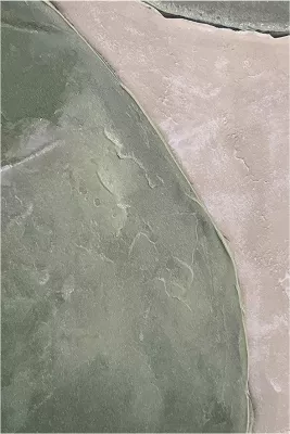 Pikturë dekorative RHEA me kornizë, kanavacë, ngjyrë ulliri-bezhë, 82.6x4.3x122.6cm