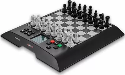 Shah elektronik Millennium Chess Genius Pro M810, deri 2000 ELO, magnetik, tabelë 30 x 27.6 cm, i zi