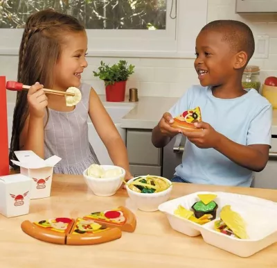Set lodrash Little Tikes First Food Delivery, 200 aksesorë, shumëngjyrësh