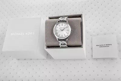 Orë dore për femra Michael Kors, argjend