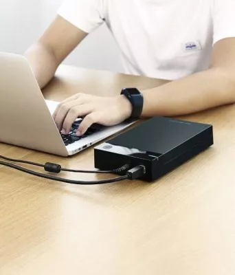 Kasë UGREEN 3.5'' për HDD/SSD, USB 3.0, e zezë