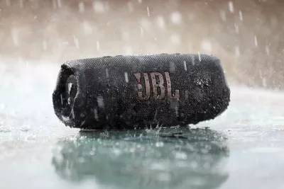 Boks JBL Charge 5, 30 W, Bluetooth, IP67, i zi
