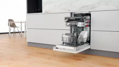 Enëlarëse e integruar plotësisht Whirlpool WSIC 3M27, 45 cm, 10 servise, klasa E, 6th Sense, FlexiSpace, argjendtë