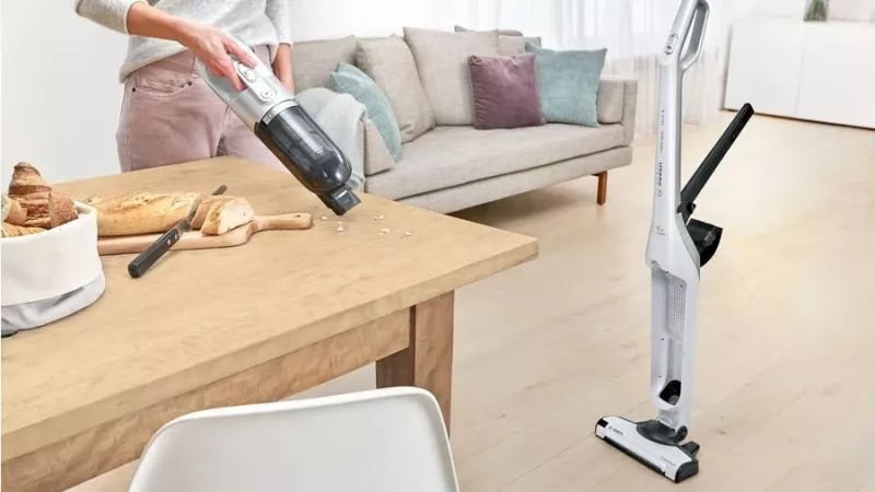 Fshesë elektrike Bosch Series 4 BBH3ALL28 Flexxo, pa kabllo, e zezë