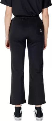 Pantallona sportive për femra Converse Star Chevron Open Hem Pant 10028418-A03, të zeza [Madhësia: L]