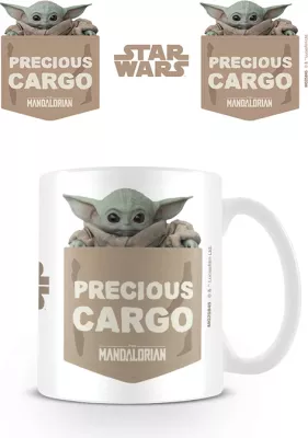 Mug Pyramid Star Wars The Mandalorian "Precious Cargo" 315 ml, e bardhë