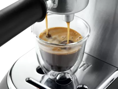 Aparat espresso De’Longhi Dedica Style EC 685.M, 1.1 L, 1300 W, i zi, metalik, argjend