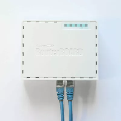 Router MikroTik RB750GR3, Ethernet WAN, Gigabit Ethernet, Turquoise, White