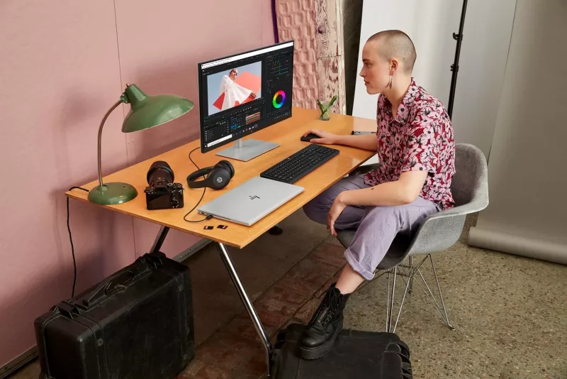 Maus dhe Tastaturë Wireless HP 230, e Zezë