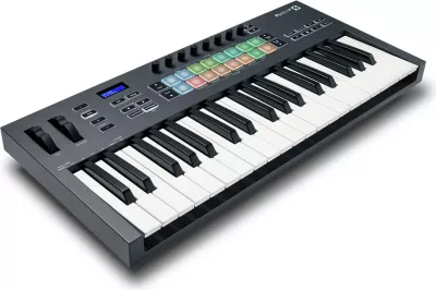Tastierë MIDI novation FLkey 37, 37 taste, për FL Studio, e zezë