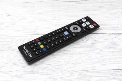 Telekomandë universale Superior Electronics SKY / SKY HD / MYSKY HD / SKY Q