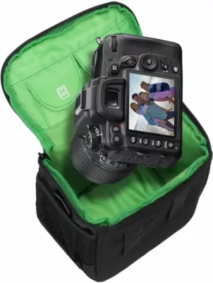 Çantë kamere RIVACASE 7420 PS për DSLR, 170×130×180 mm, e zezë