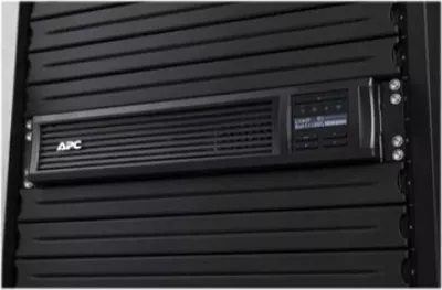 UPS i zgjuar APC Smart-UPS SMT1500RMI2UC, kohë rezervë 4–9 min, USB, ngjyrë e zezë