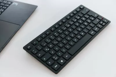 Tastierë wireless Cherry KW 9200 MINI, e zezë
