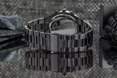 Orë dore për meshkuj Michael Kors, e zezë