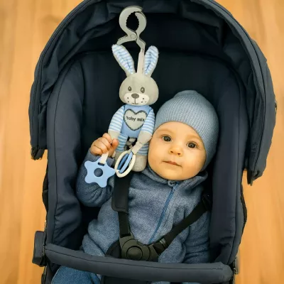 Lodër pellushi edukative me kuti muzike dhe kapëse, Baby Mix Lepurush, 25 cm, blu