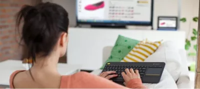 Tastierë wireless Logitech K400 Plus, RF Wireless, QWERTZ, e zezë