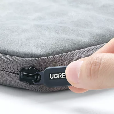 Çantë/mbështjellës laptopi Ugreen LP187 15\" me zinxhir, dorezë dhe rrip supi, gri