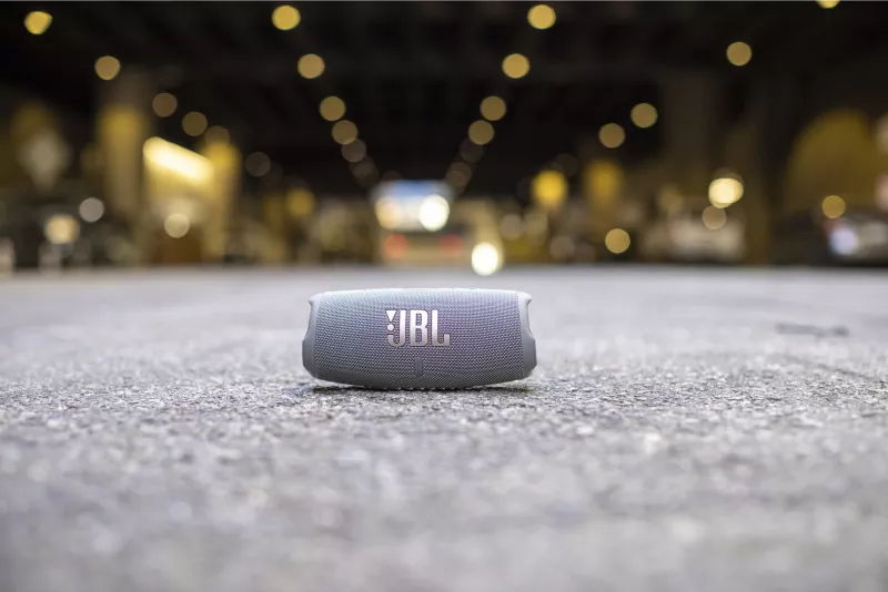 Boks JBL Charge 5, 30 W, Bluetooth, IP67, i zi