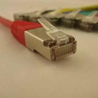 Patchcord RJ45 NetRack BZPAT05FR Cat5e FTP 0.5 m e kuqe