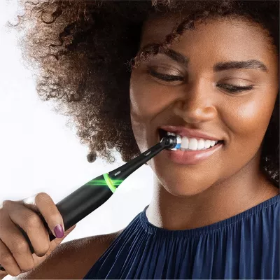 Furça elektrike Oral-B iO Series 5, për çift në ngjyrë të bardhë dhe të zezë