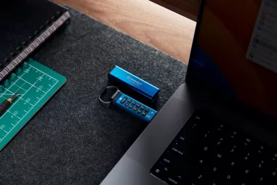 USB stick Kingston IronKey Keypad 200C 256GB, USB-C, kaltër