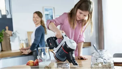 Fshesë me korrent Bosch BSS715CARP, pa qese, 0.3L, 18V, e zezë/argjendtë/e bardhë