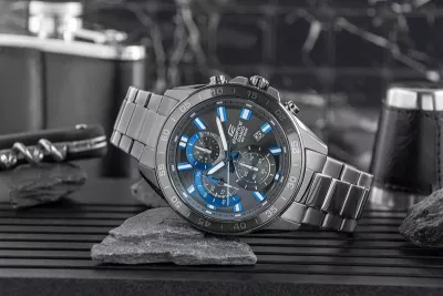 Orë dore për meshkuj Casio Edifice, titanium