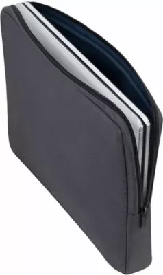 sleeve për laptop RivaCase 7707 deri 17.3", RPET polyester rezistent në ujë, e zezë