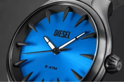 Orë dore për meshkuj DIESEL, e zezë