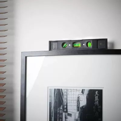 Set veglash dore dhe kaçavidash VONHAUS 3500027, 94 copë, kaçavidë elektrike Li-ion 3.6V, me çantë veglash, gri/portokalli