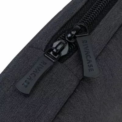sleeve për laptop RivaCase 7707 deri 17.3", RPET polyester rezistent në ujë, e zezë