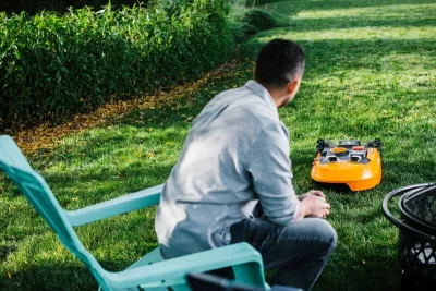Robot kositës bari Worx Landroid L800 WR148E, 1000 m², 20V 2Ah, WiFi/Bluetooth, portokalli/zi