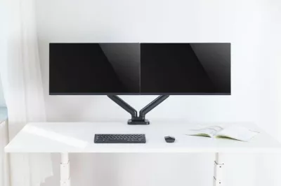 Mbajtëse tavoline për dy monitorë Techly ICA-LCD 462B, 17-32 inç, 9kg, e zezë