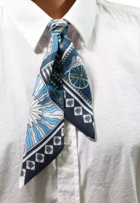 Fular për femra I am Foulard Floreale, ngjyrë ulliri