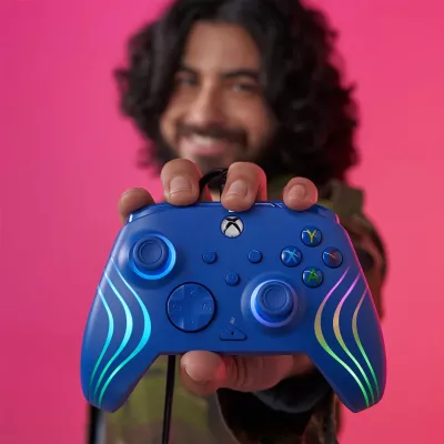 Kontroller me kabllo PDP Afterglow Wave për Xbox/PC, RGB, USB-C, kabllo 2.4 m, blu