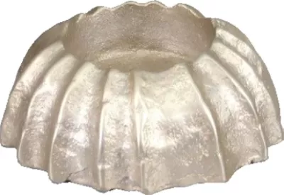 Mbajtës për qirinj të vegjël MOLK, alumin, ngjyrë shampanjë, 8x8x3 cm