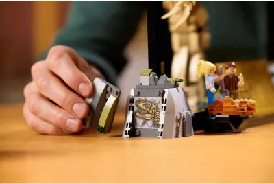 Set lego Jurassic World për të rritur
