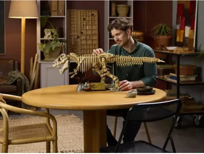 Set lego Jurassic World për të rritur