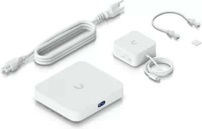 Router Ubiquiti UniFi Cloud Gateway Max UCG-Max-NS, 3GB RAM, 5 porta LAN, i bardhë