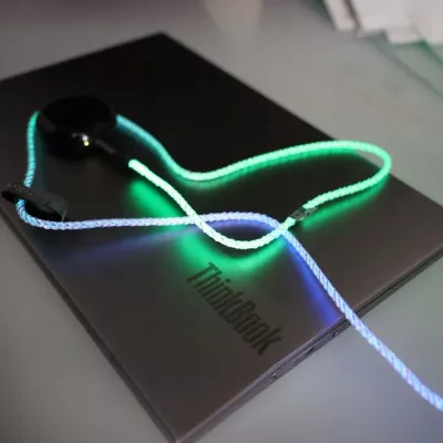 Kabllo USB-C në USB-C Fixed FIXDLED-CC-RA 1.2 m 60W PD me RGB, Multicolor, me shirit velcro + organizues vetëngjitës