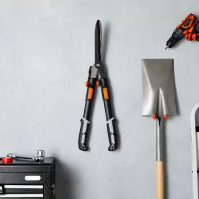 Gërshërë teleskopike për shkurre VONHAUS 3500236, 64-110 cm, prerje 250 mm, të zeza/gri