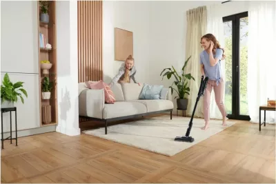 Kasë fshesë Amica Aura Dark VM 7051, pa kabllo, 0.45L, e zezë