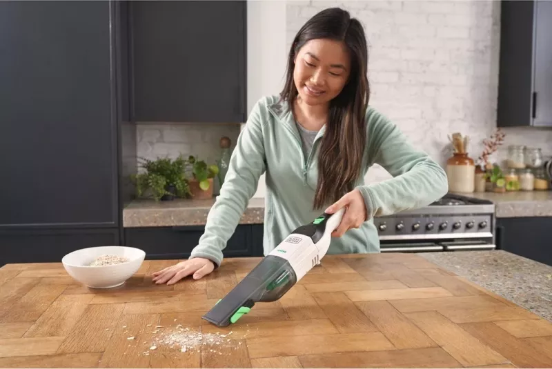Fshesë dore BLACK+DECKER REVHV8C-QW, pa qese, e bardhë