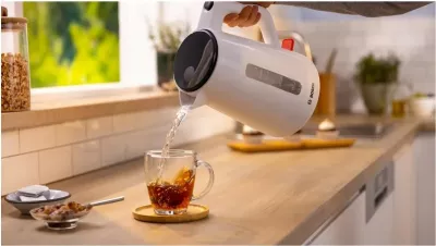 Çajnik Bosch TWK1M121, 1.7L, 2400W, bardhë
