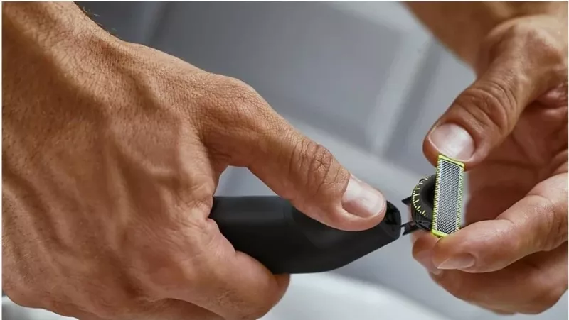 Makinë rroje Trimer Philips OneBlade Pro 360, LED, , i zi